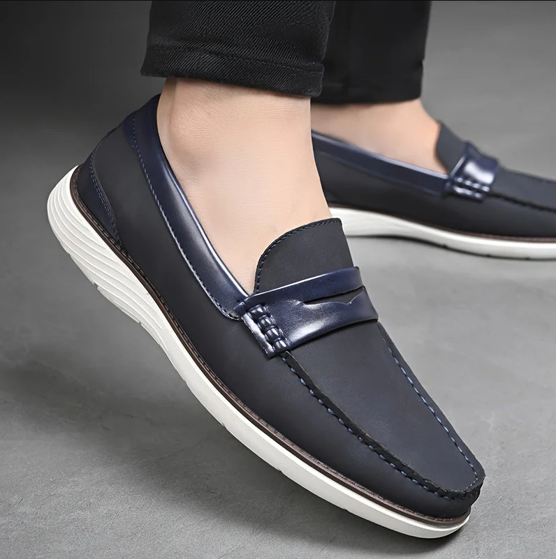 Hochwertige herren-loafer aus leder – elegantes schuhdesign