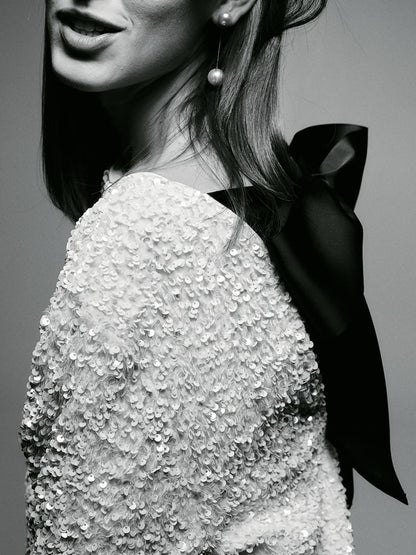 Quincy | Paillettenkleid mit Schleifendetail und ausgestelltem Schnitt für Frauen