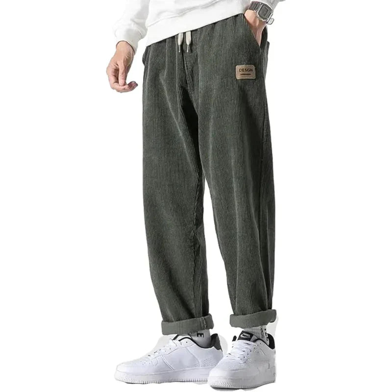 Lässige herren-cordhose im oversized-stil – weicher, bequemer schnitt