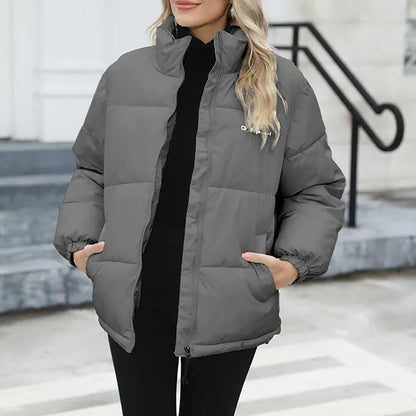Wärmende damen-winterjacke mit reißverschluss