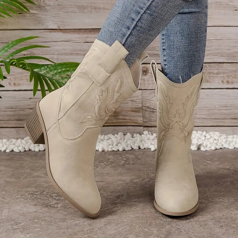 Damen jeans-cowboy-stiefel mit blockabsatz – markanter western-look