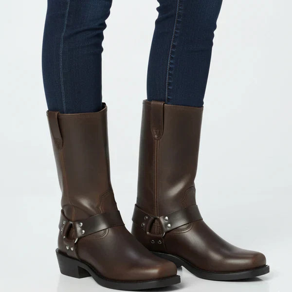 Damen-lederstiefeletten mit nieten, biker-absatz und riemen – damen