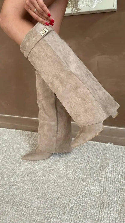 Beige wildlederstiefel für damen