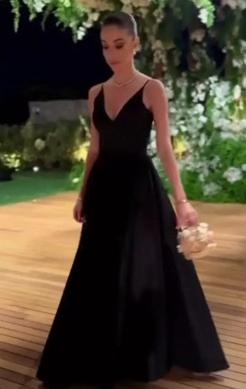 Medina | Abendkleid mit eleganter Silhouette und fließendem Rock für Frauen