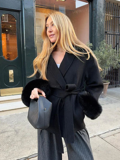 Damen mantel mit kunstfellbesatz – eleganter winter-kurzmantel