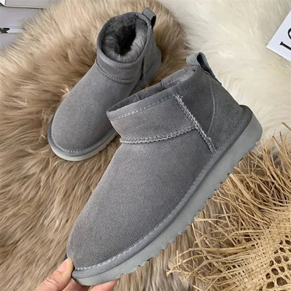 Kuschelige damen-schneestiefel mit fellfutter – damen