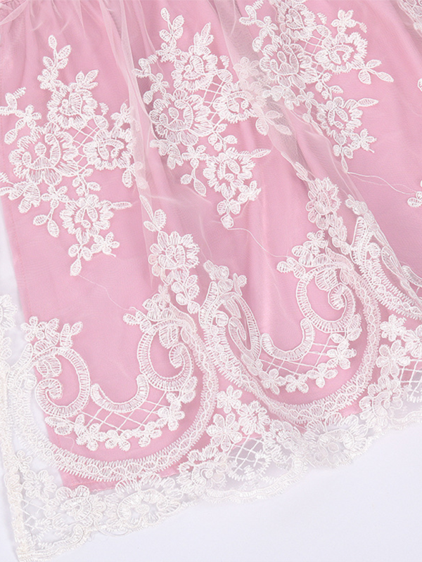 Snoh | Dirndl kleid mit Spitzenschürze und Satinband für Frauen